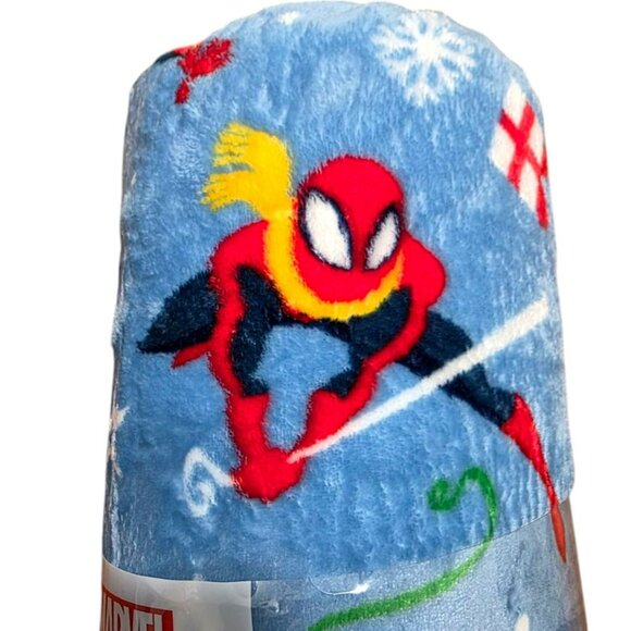 New Marvel Spiderman Plush Throw Blanket Christmas Holiday Snowflake Gift Winter - Picture 2 of 5
